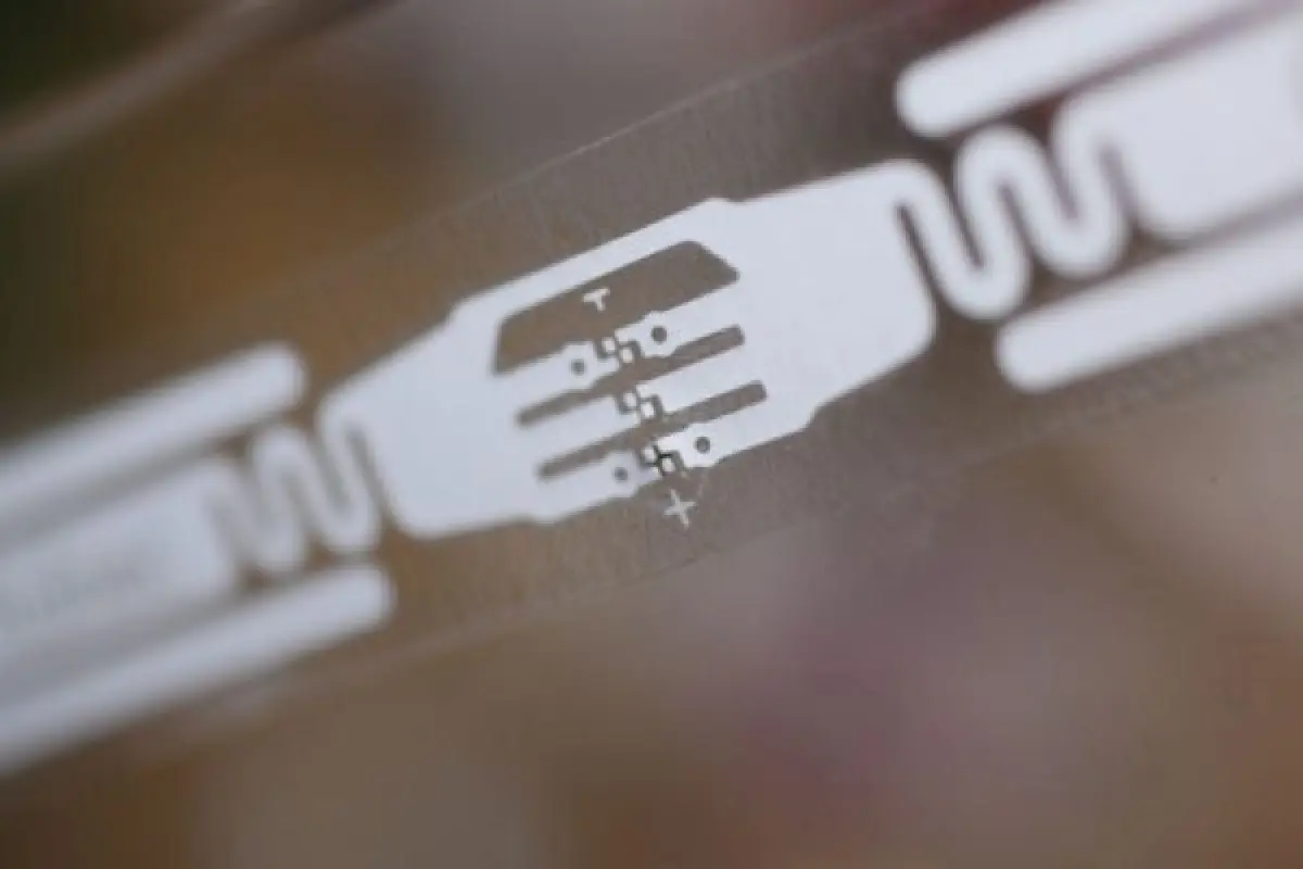 RFID Tag Bluhm Systeme 900x400