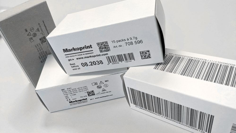 Boîtes pliantes en carton imprimées avec l’imprimante à jet d’encre Markoprint X1JET LX Ultra