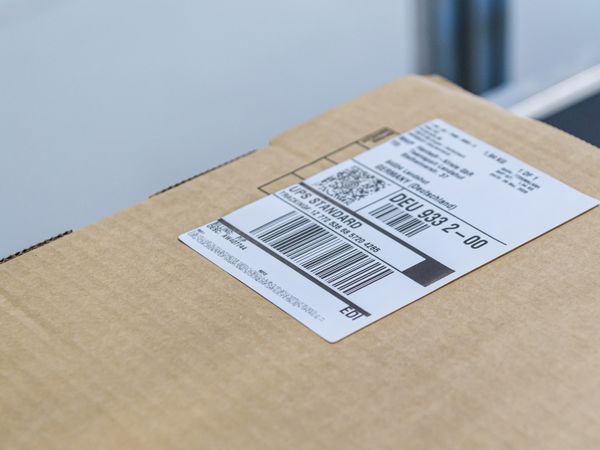 Étiquette d’expédition en haut du carton 1