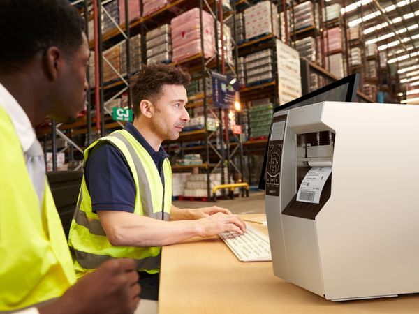 Zebra ZT510 Application d’impression d’étiquettes dans la station d’emballage logistique