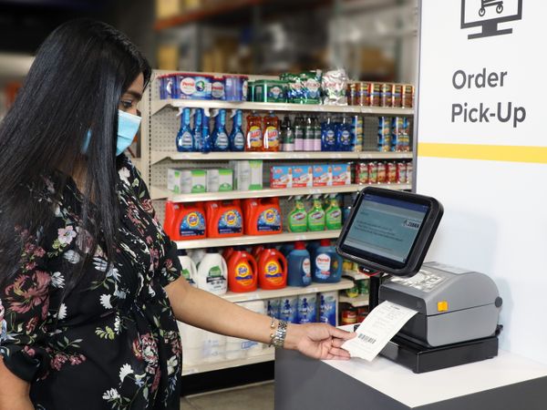 Imprimante Zebra ZD421 pour le self-checkout dans le commerce de détail