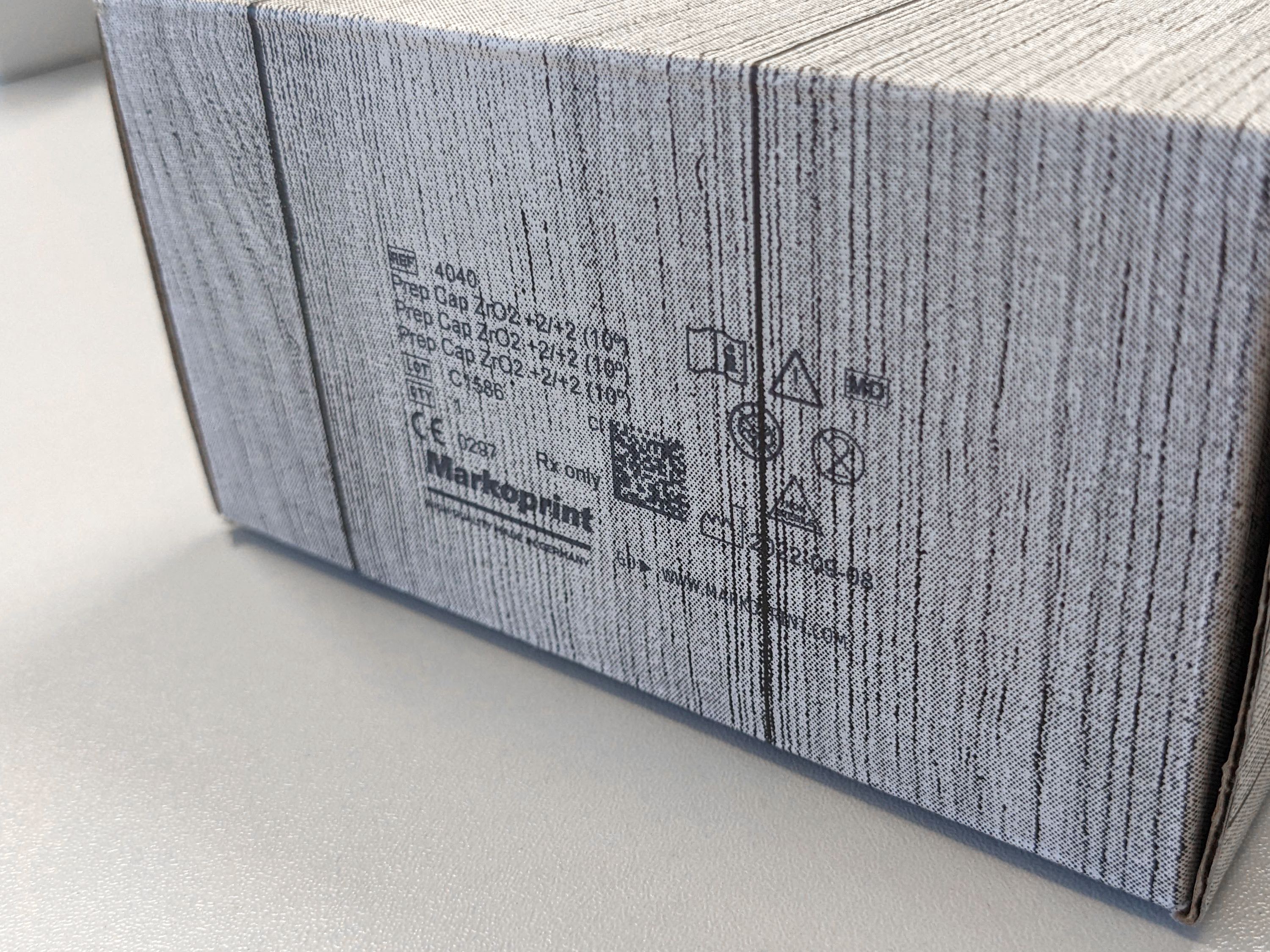 Carton d’emballage imprimé avec l’imprimante à jet d’encre Markoprint X1JET MX