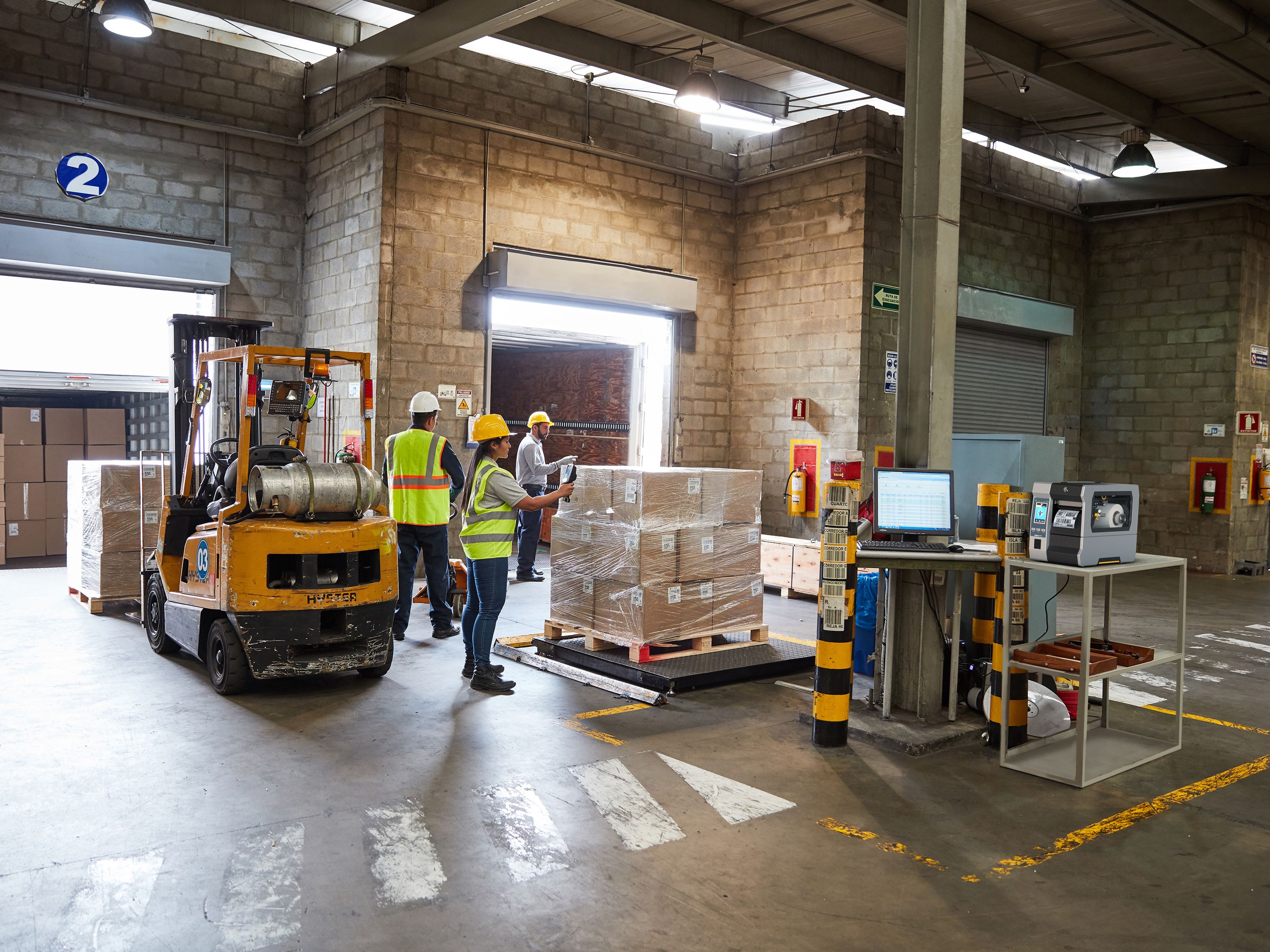 Zebra ZT610 Application d’impression d’étiquettes pour le cross-docking dans la logistique d’entrepôt